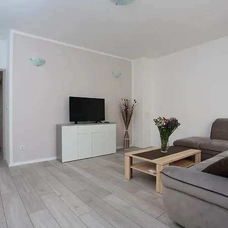 Apartman Mate